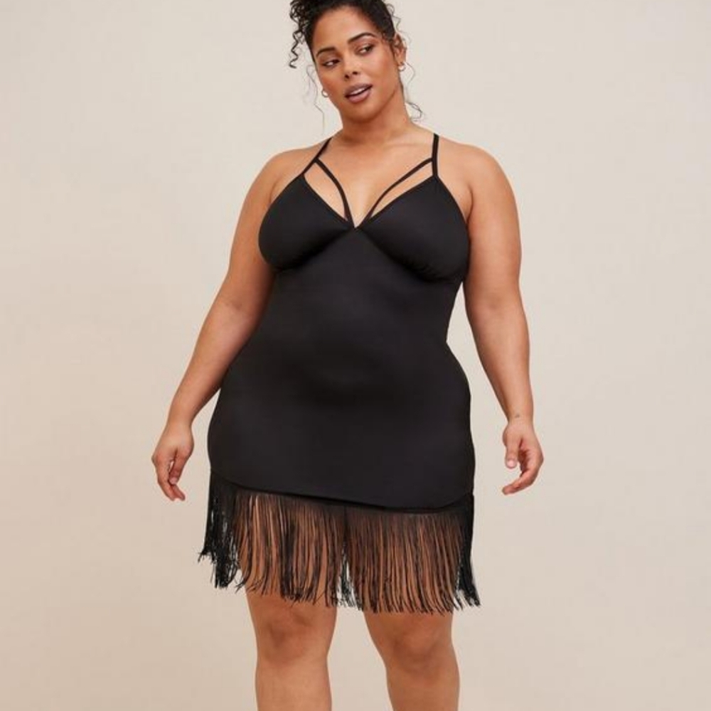 Torrid Sz 5 NWT Fringe Trim Chemise